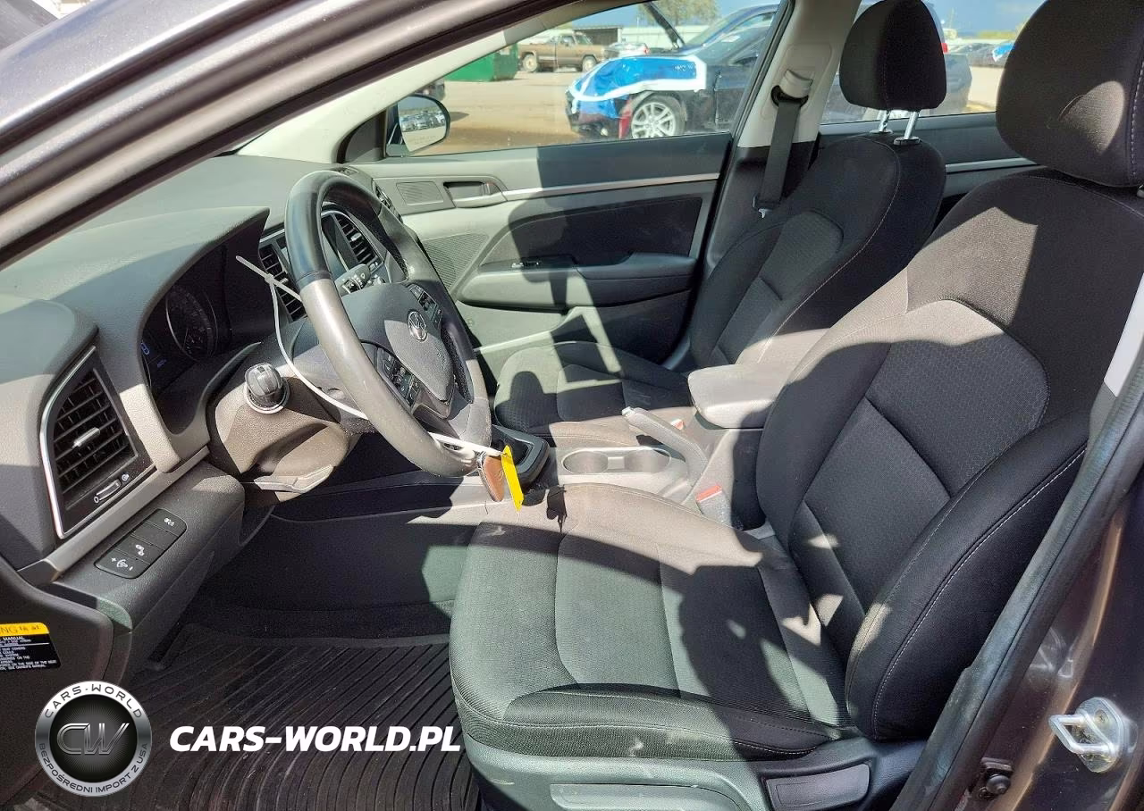 2018 Hyundai Elantra Value Edition VIN:5NPD84LF0JH309781 - 7