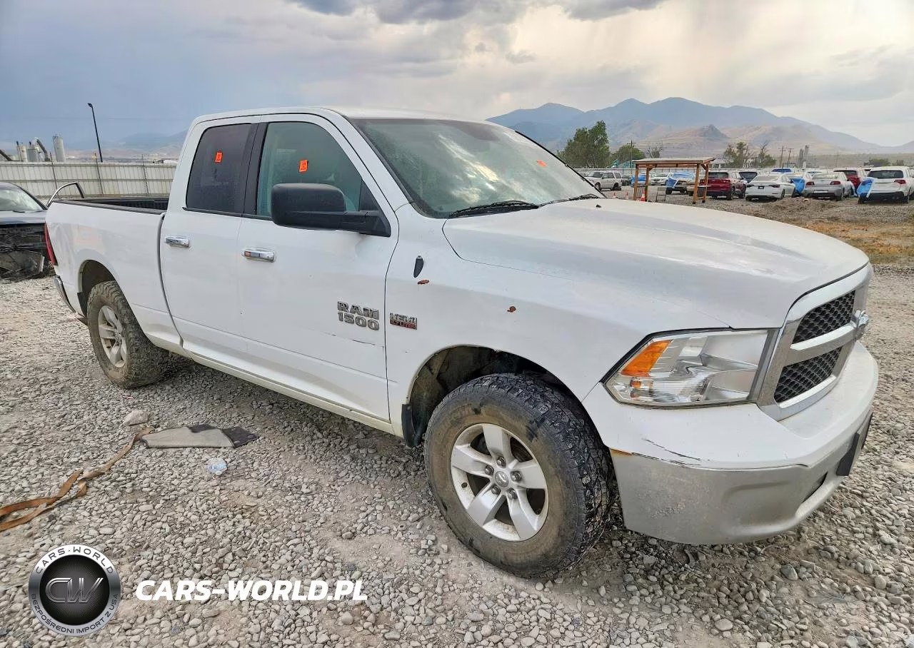 2018 Ram 1500 VIN:1C6RR7GT2JS150517 - 4