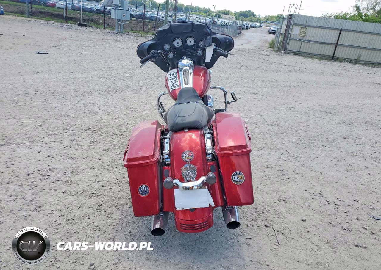2013 Harley-Davidson Flhx Street Glide VIN:1HD1KBM13DB659907 - 4