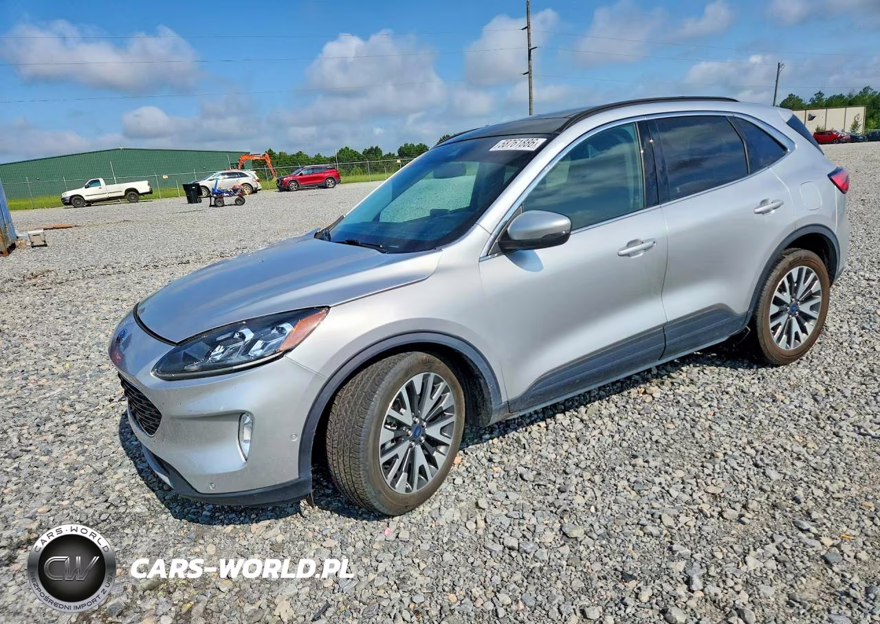 2020 Ford Escape Titanium – zdjęcie 1 z 13