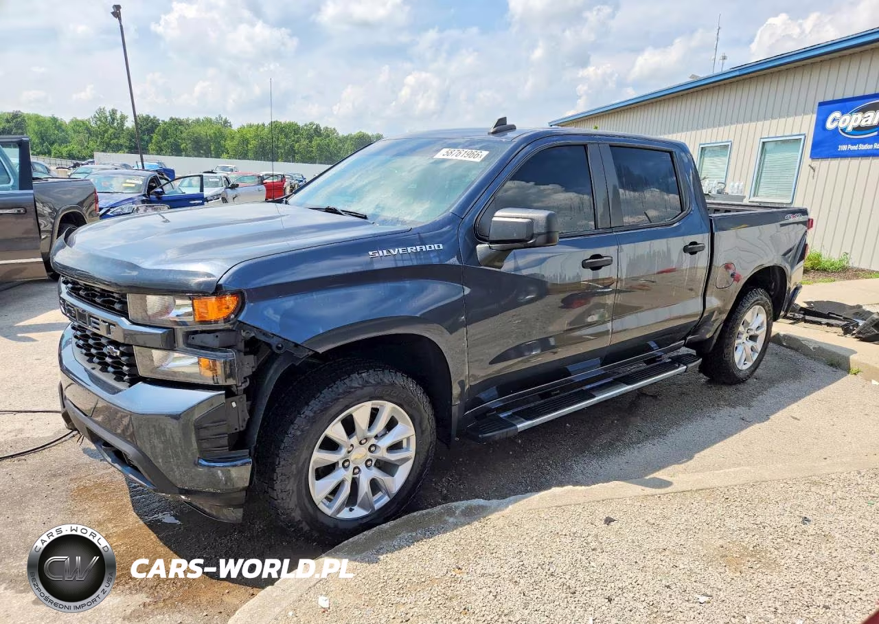 2021 Chevrolet Silverado K1500 Custom