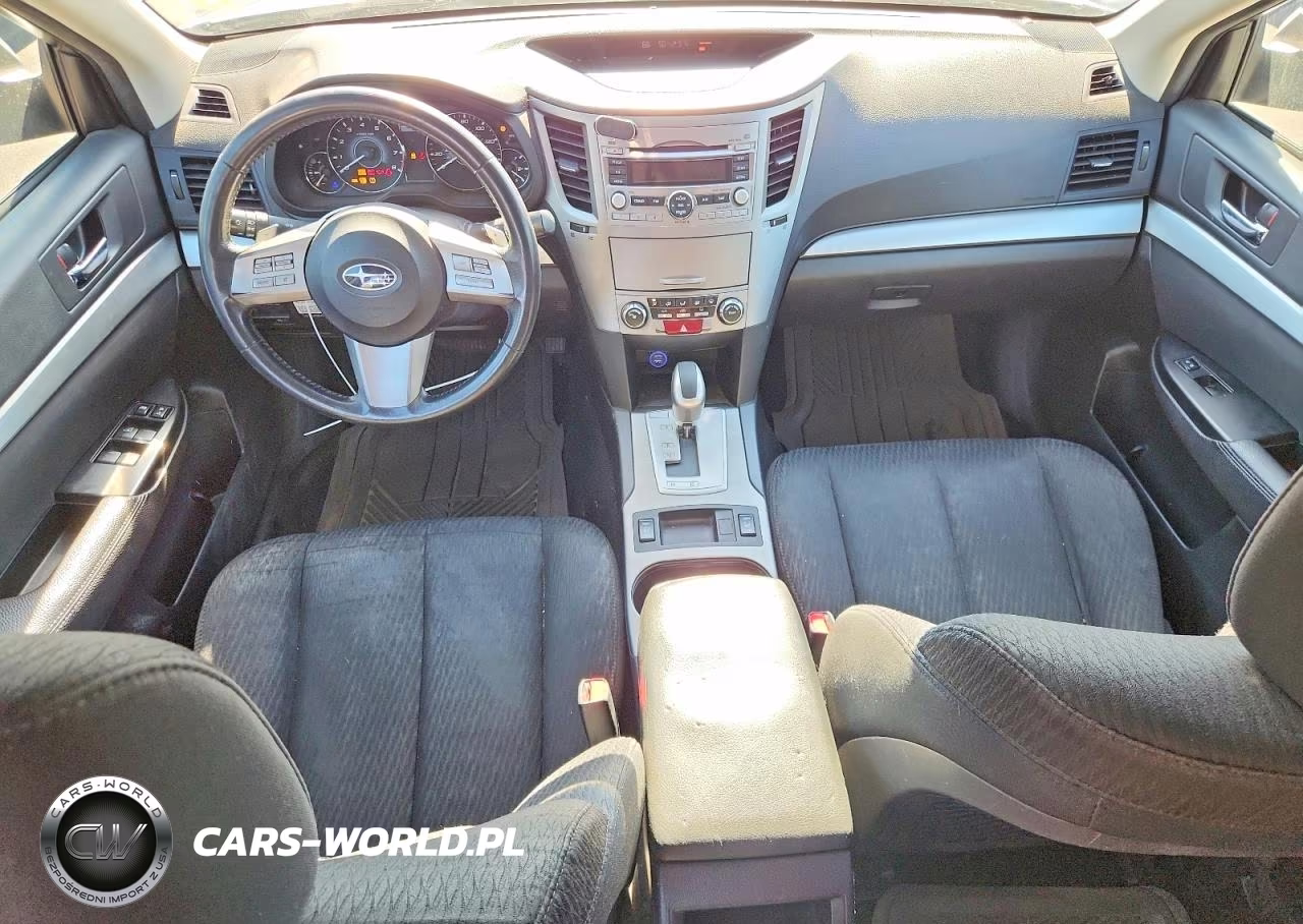2010 Subaru Outback 2.5I Premium VIN:4S4BRBCC3A3315984 - 8
