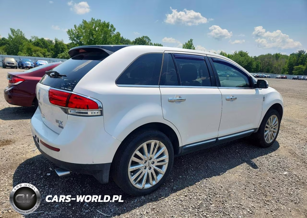 2013 Lincoln Mkx VIN:2LMDJ8JK4DBL60096 - 3