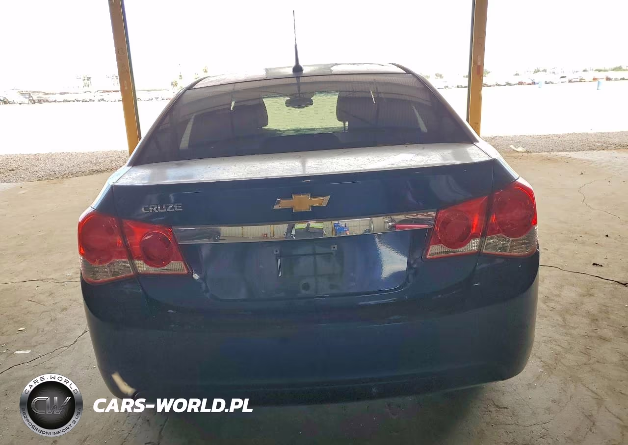2013 Chevrolet Cruze Ls VIN:1G1PA5SH2D7117936 - 6