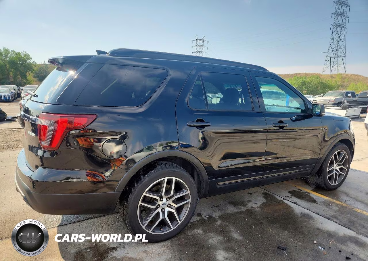 2016 Ford Explorer Sport VIN:1FM5K8GT7GGC84366 - 3