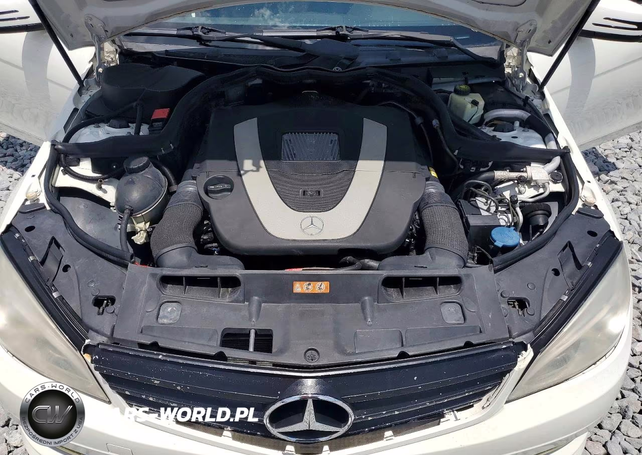 2011 Mercedes-Benz C 300 VIN:WDDGF5EB5BR137136 - 11