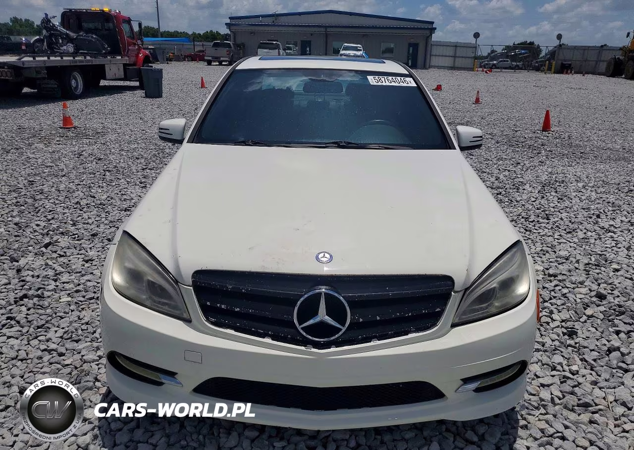 2011 Mercedes-Benz C 300 VIN:WDDGF5EB5BR137136 - 5