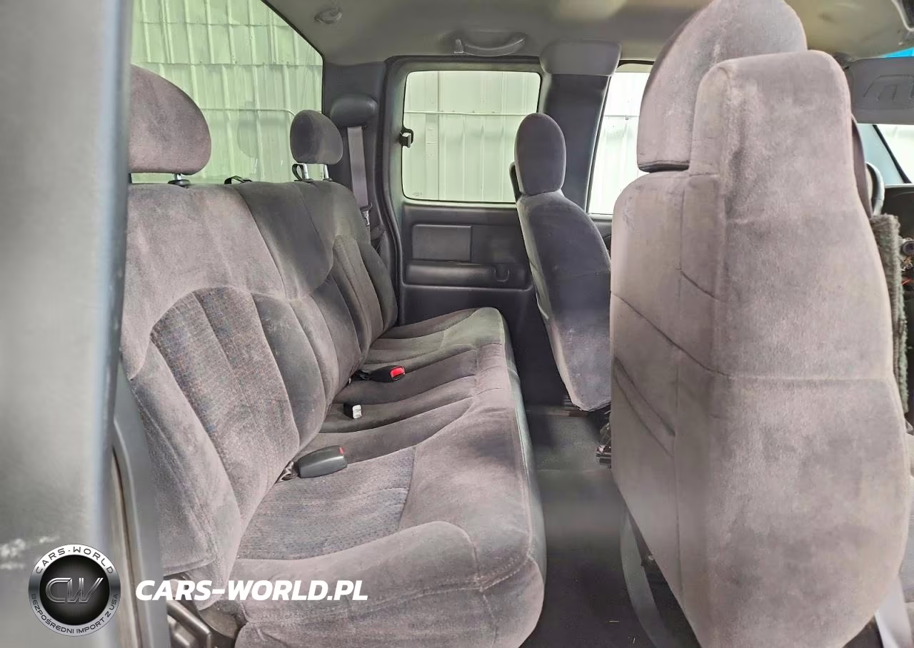 2001 Chevrolet Silverado K1500 VIN:2GCEK19V711352096 - 10
