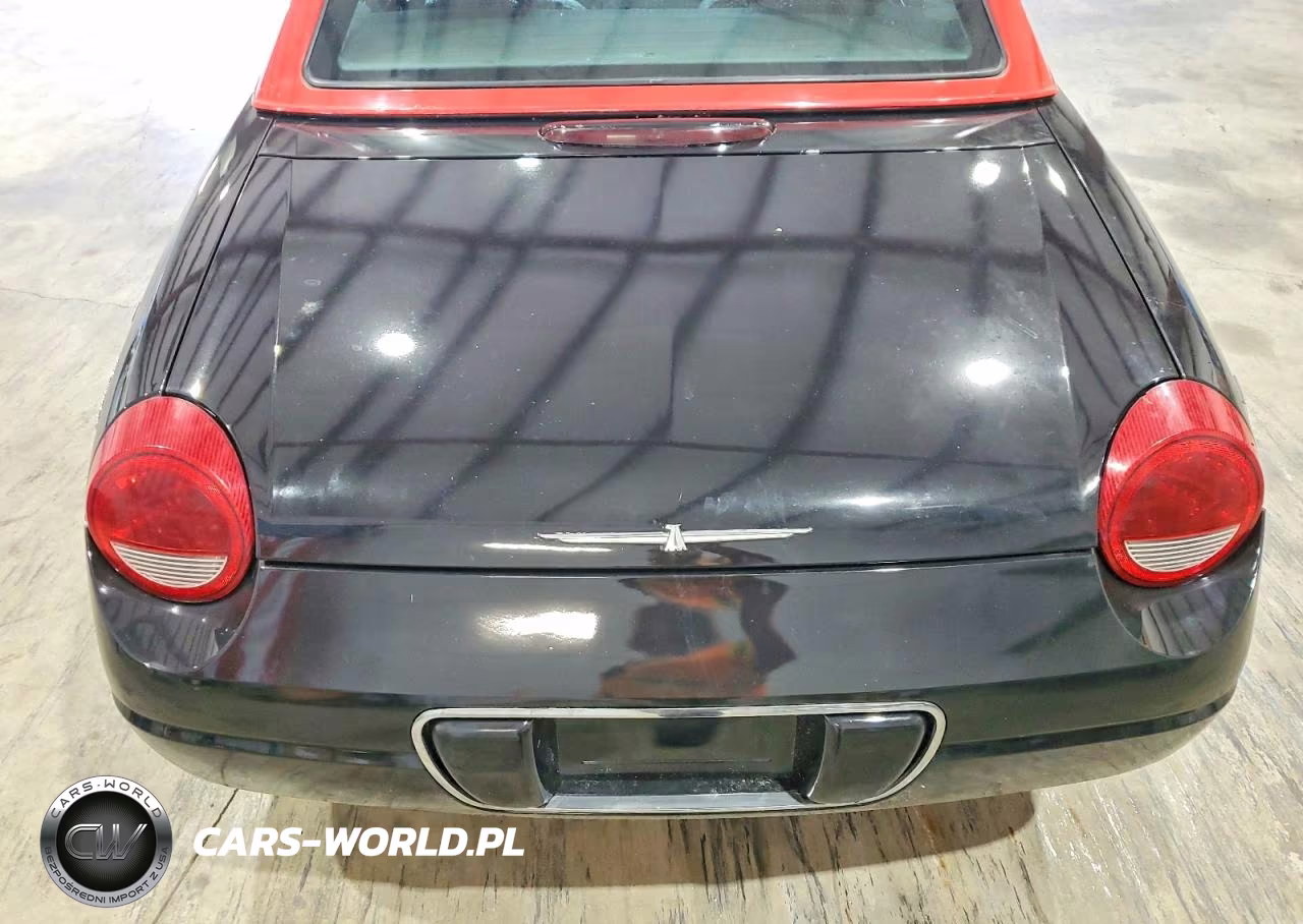 2002 Ford Thunderbird VIN:1FAHP60A02Y111037 - 10