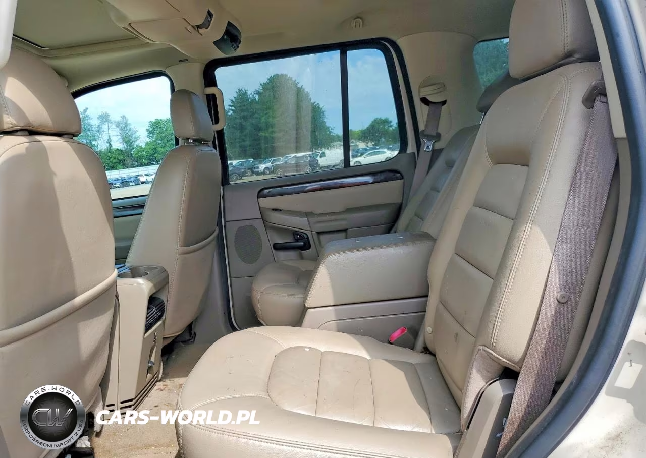 2005 Ford Explorer Limited VIN:1FMDU75W05ZA27130 - 11
