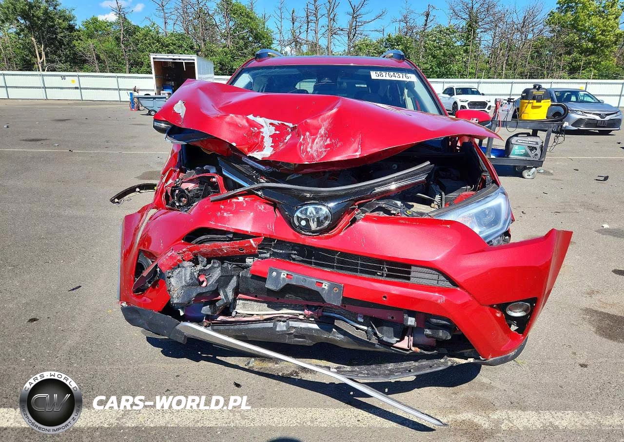 2017 Toyota Rav4 Xle VIN:JTMRFREV7HJ106126 - 5