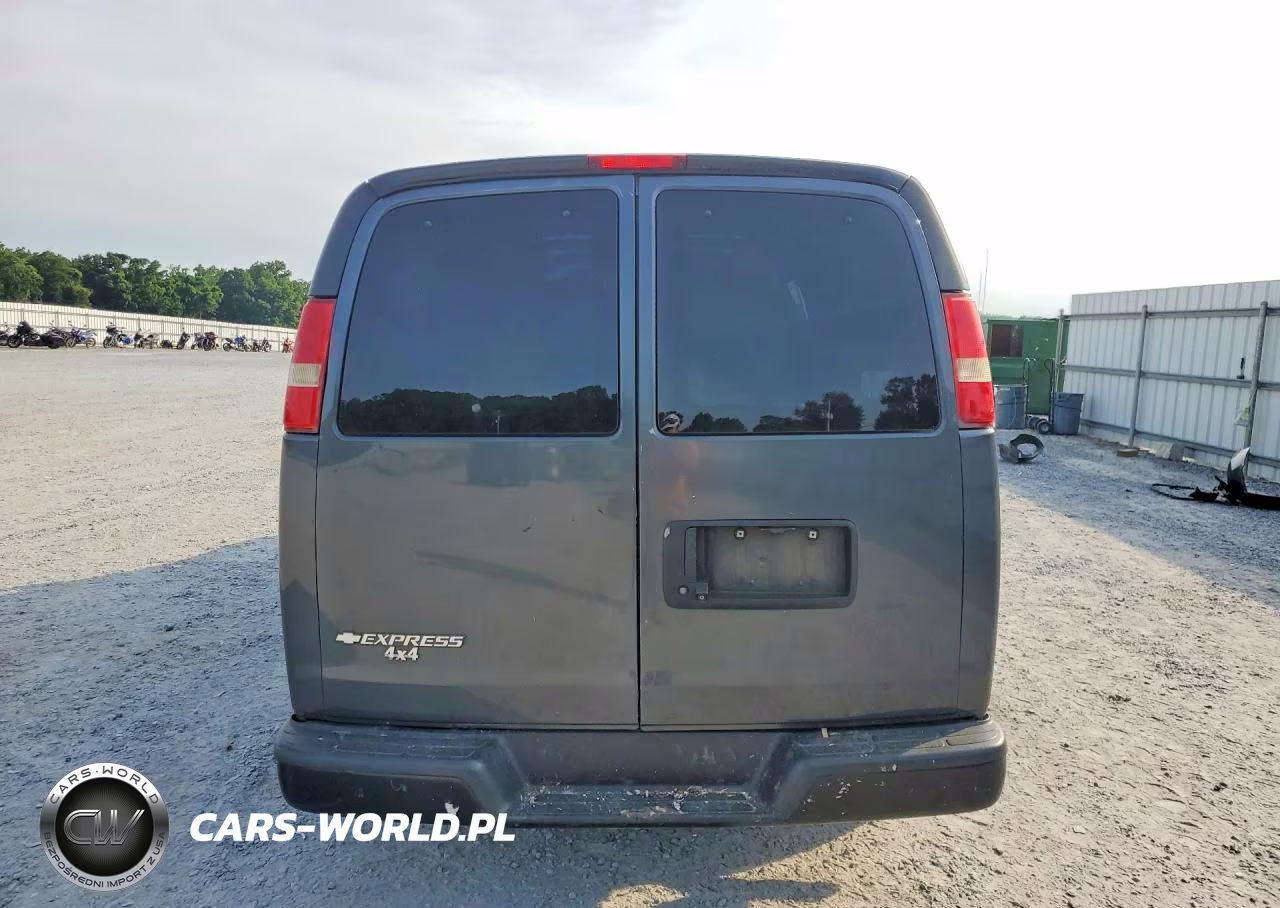 2017 Chevrolet Express G2500 VIN:1GCWGBFGXH1100201 - 6
