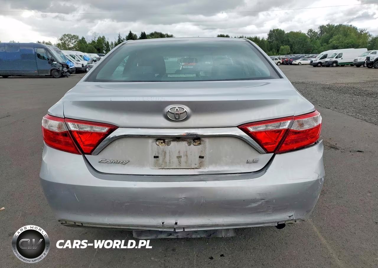 2016 Toyota Camry Le VIN:4T4BF1FKXGR560473 - 6
