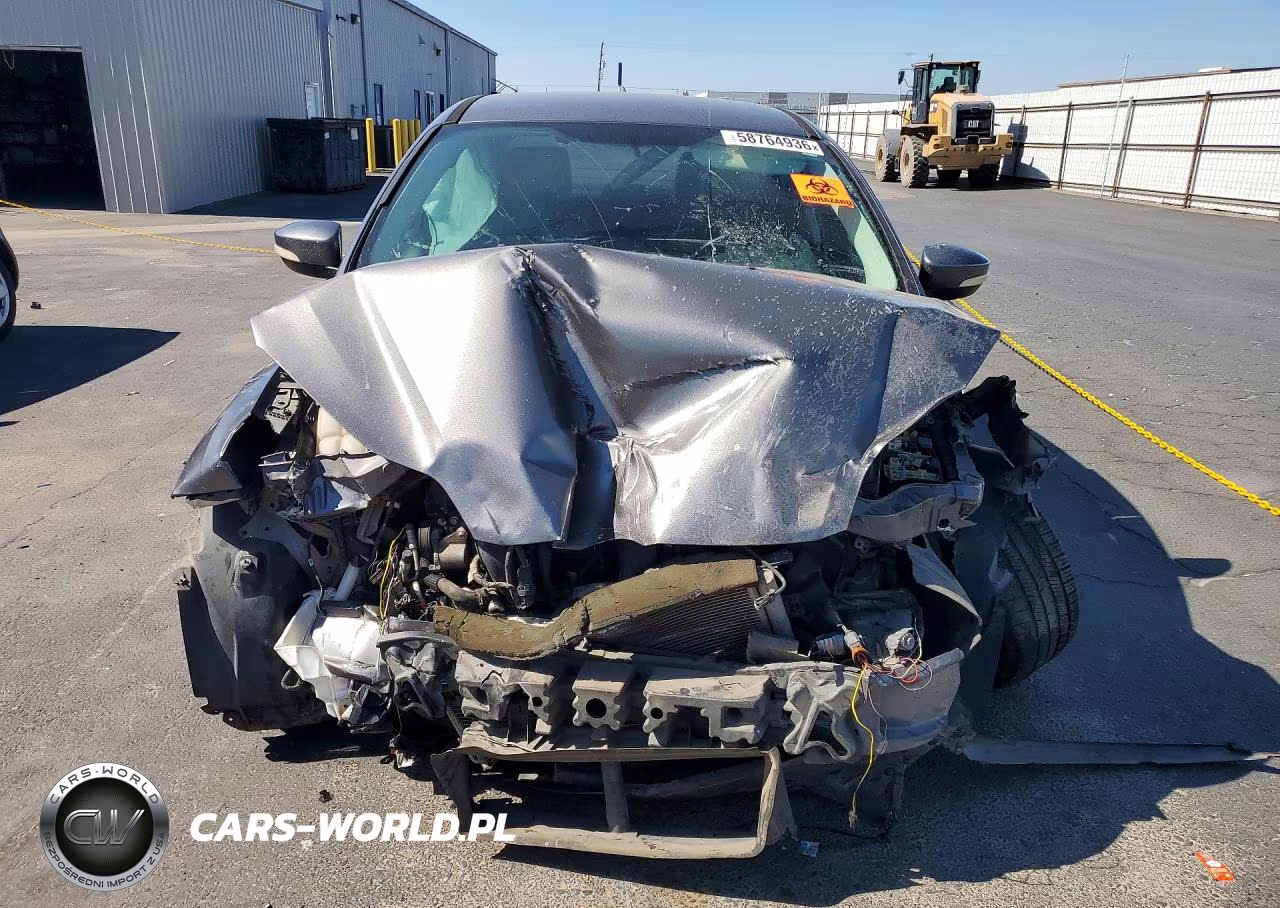 2014 Ford Focus Se VIN:1FADP3F29EL112119 - 5