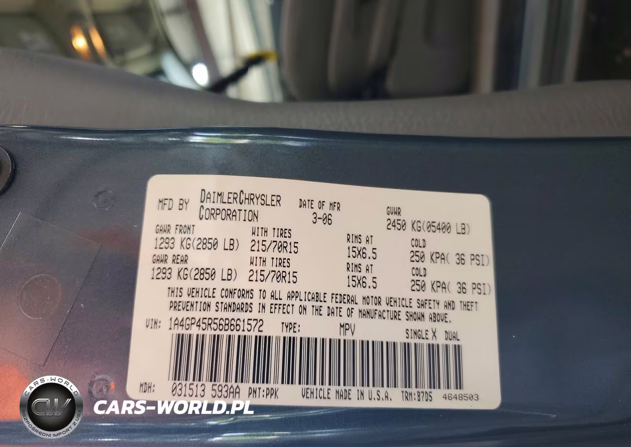 2006 Chrysler Town & Country VIN:1A4GP45R56B661572 - 13