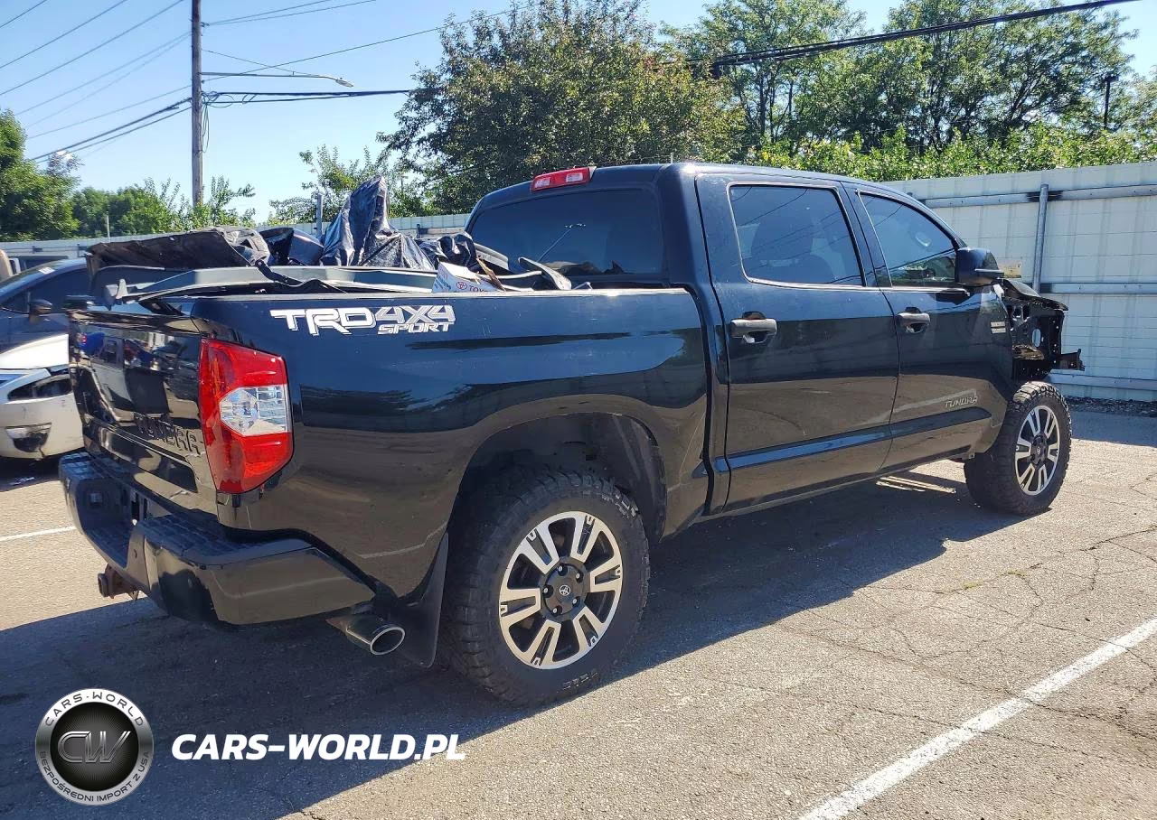 2018 Toyota Tundra Crewmax Sr5 VIN:5TFDW5F1XJX772575 - 3