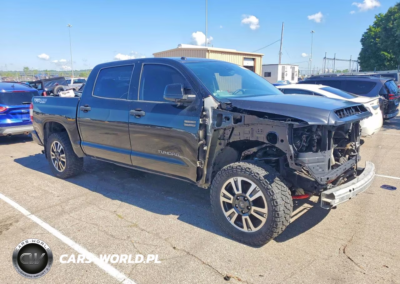 2018 Toyota Tundra Crewmax Sr5 VIN:5TFDW5F1XJX772575 - 4