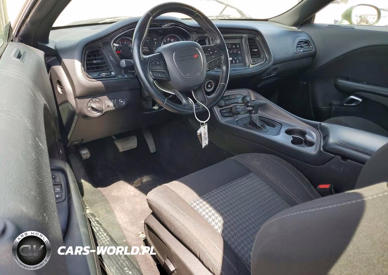2023 Dodge Challenger Sxt VIN:2C3CDZAG9PH601919 - 8