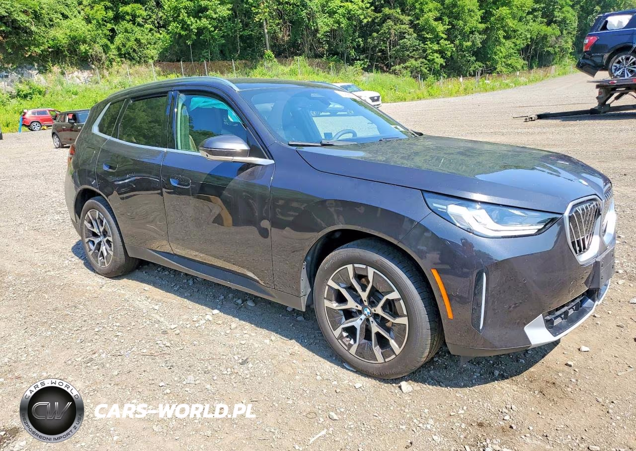 2026 BMW X3 30 xDrive VIN:5UX53GP03T9279731 - 4