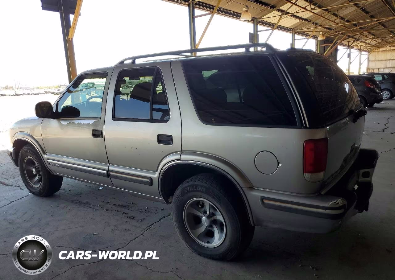 1998 Chevrolet Blazer VIN:1GNCS13W4W2212157 - 2
