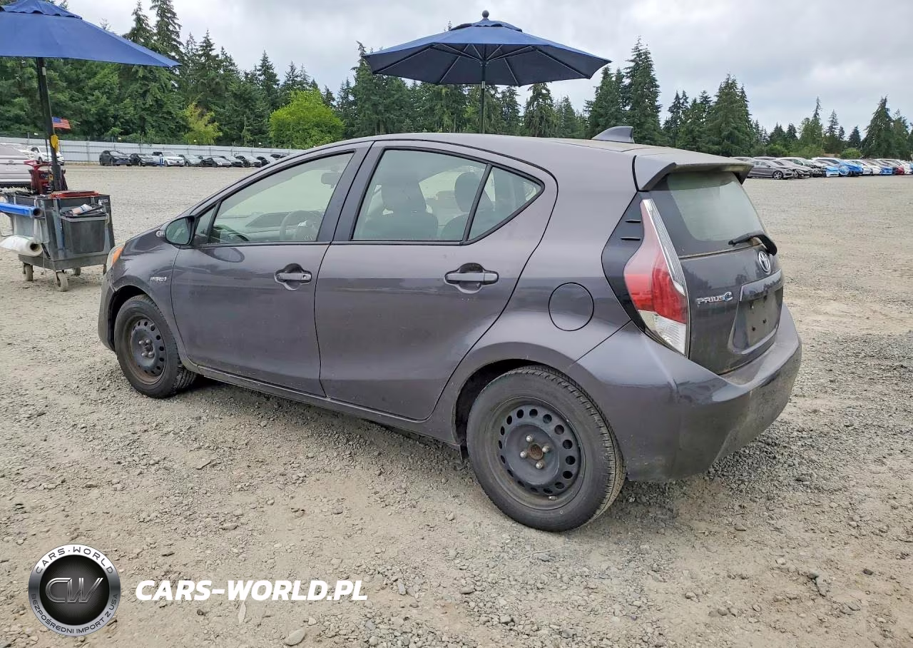 2016 Toyota Prius C Two VIN:JTDKDTB35G1133069 - 2