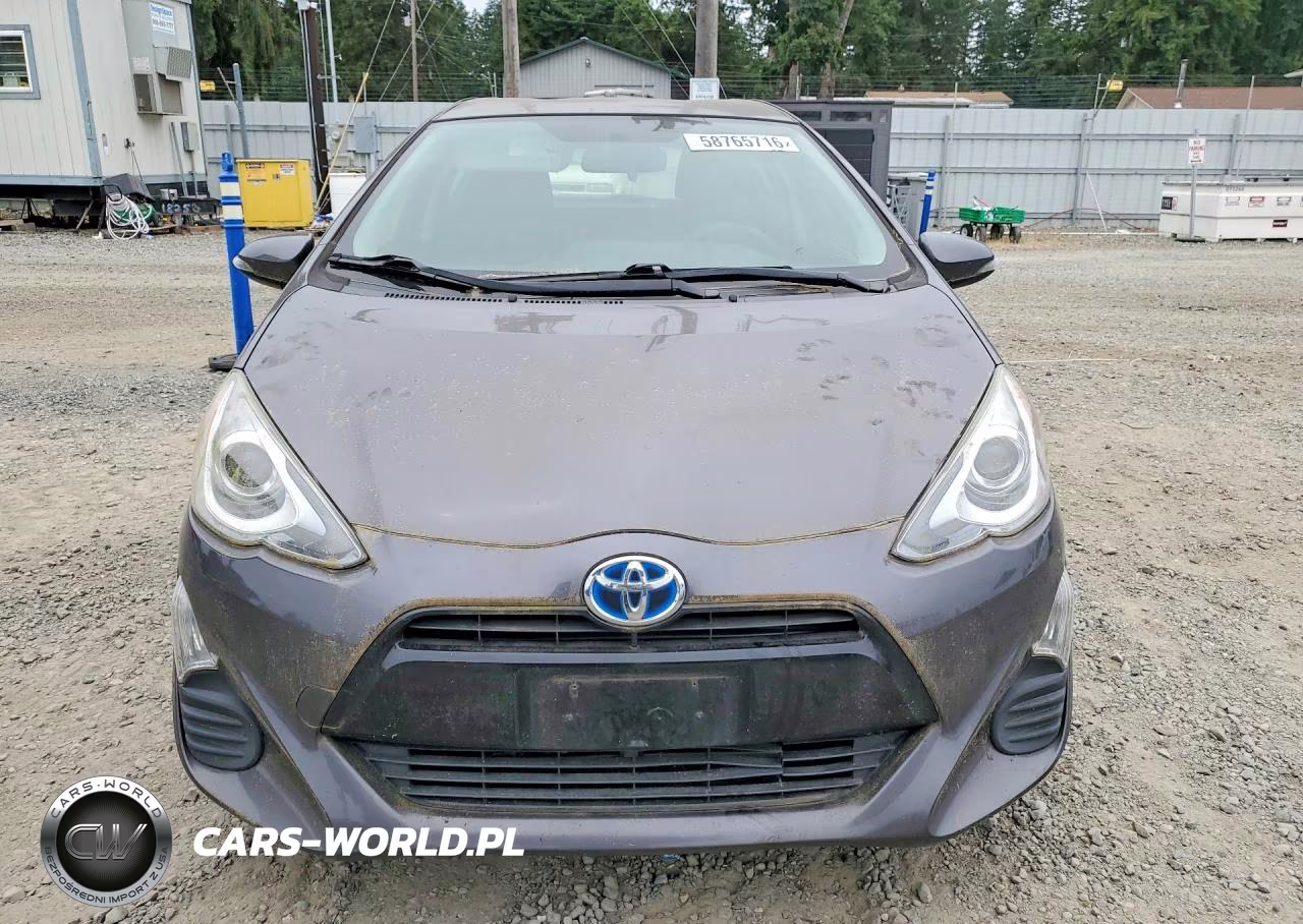 2016 Toyota Prius C Two VIN:JTDKDTB35G1133069 - 5