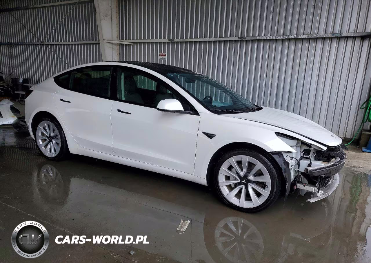 2022 Tesla Model 3 VIN:5YJ3E1EA5NF370178 - 4