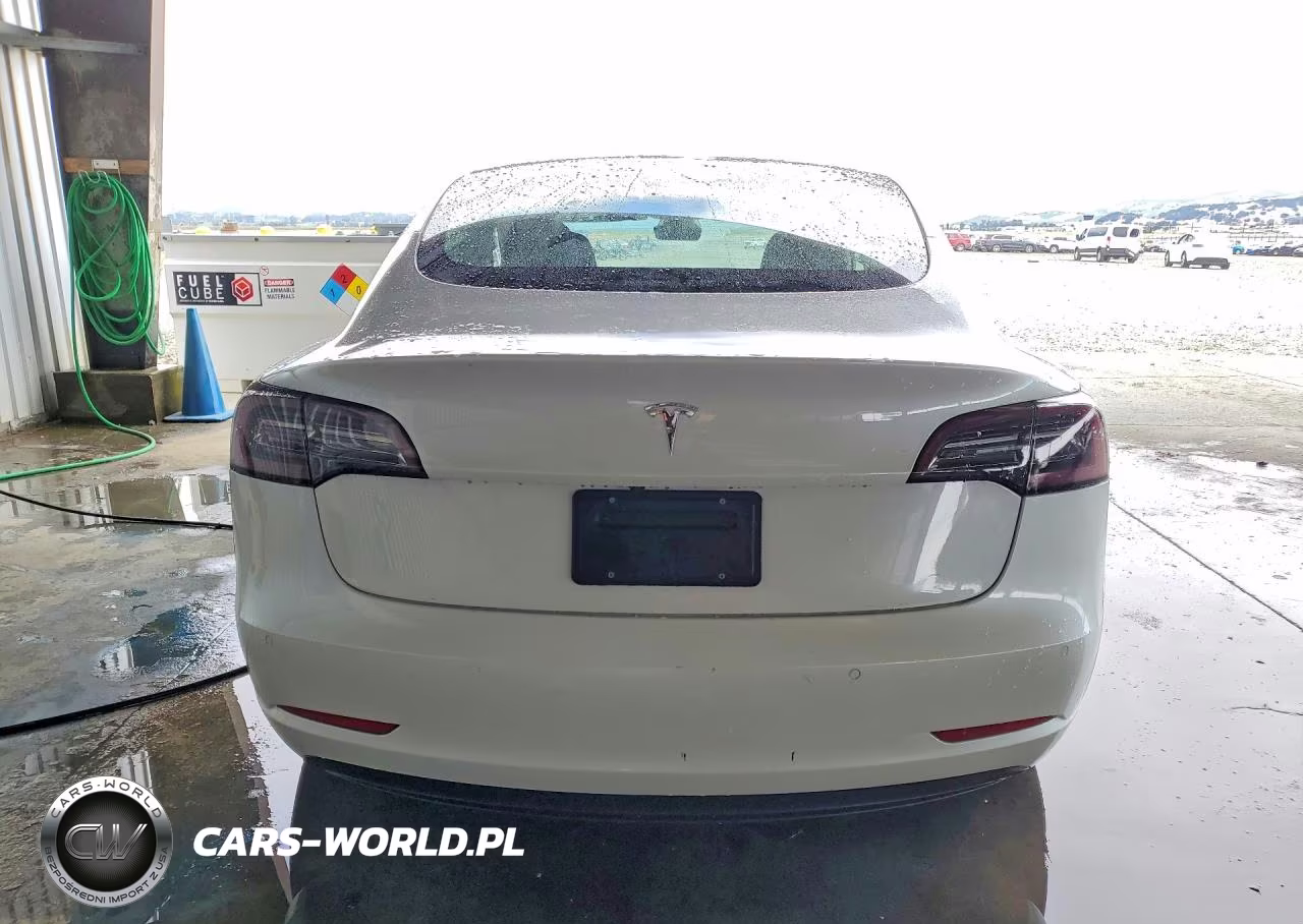 2022 Tesla Model 3 VIN:5YJ3E1EA5NF370178 - 6