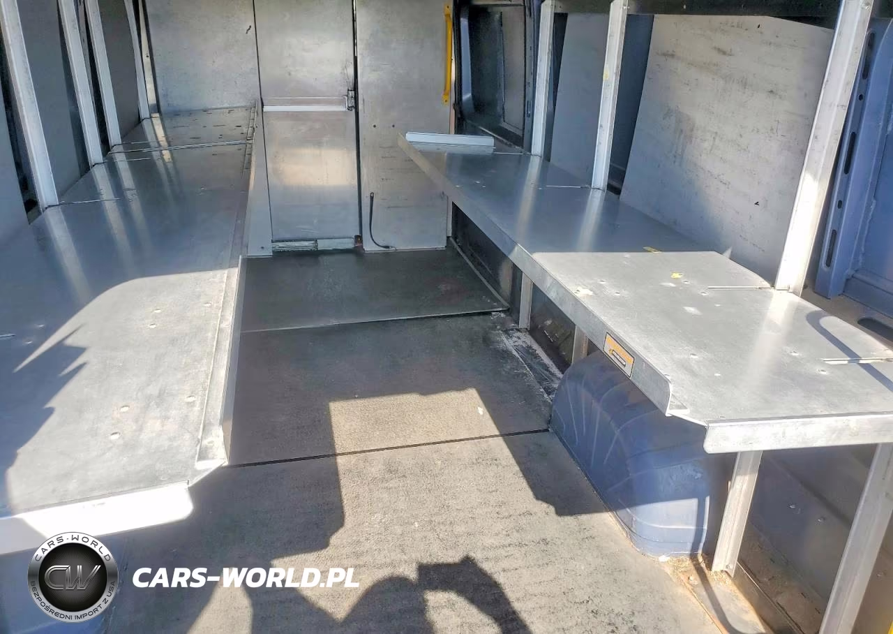 2020 Ram Promaster 3500 Delivery Van VIN:3C6URVJG7LE133907 - 10