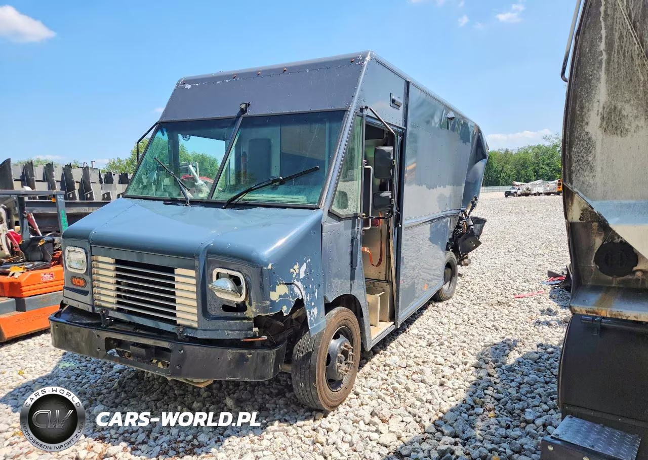 2020 Ford F59 Delivery Truck