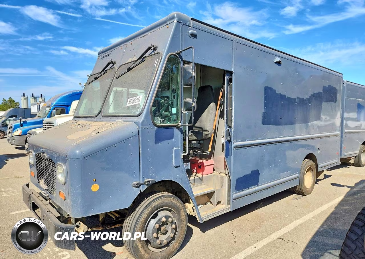 2020 Freightliner Mt45G Chassis Delivery Truck