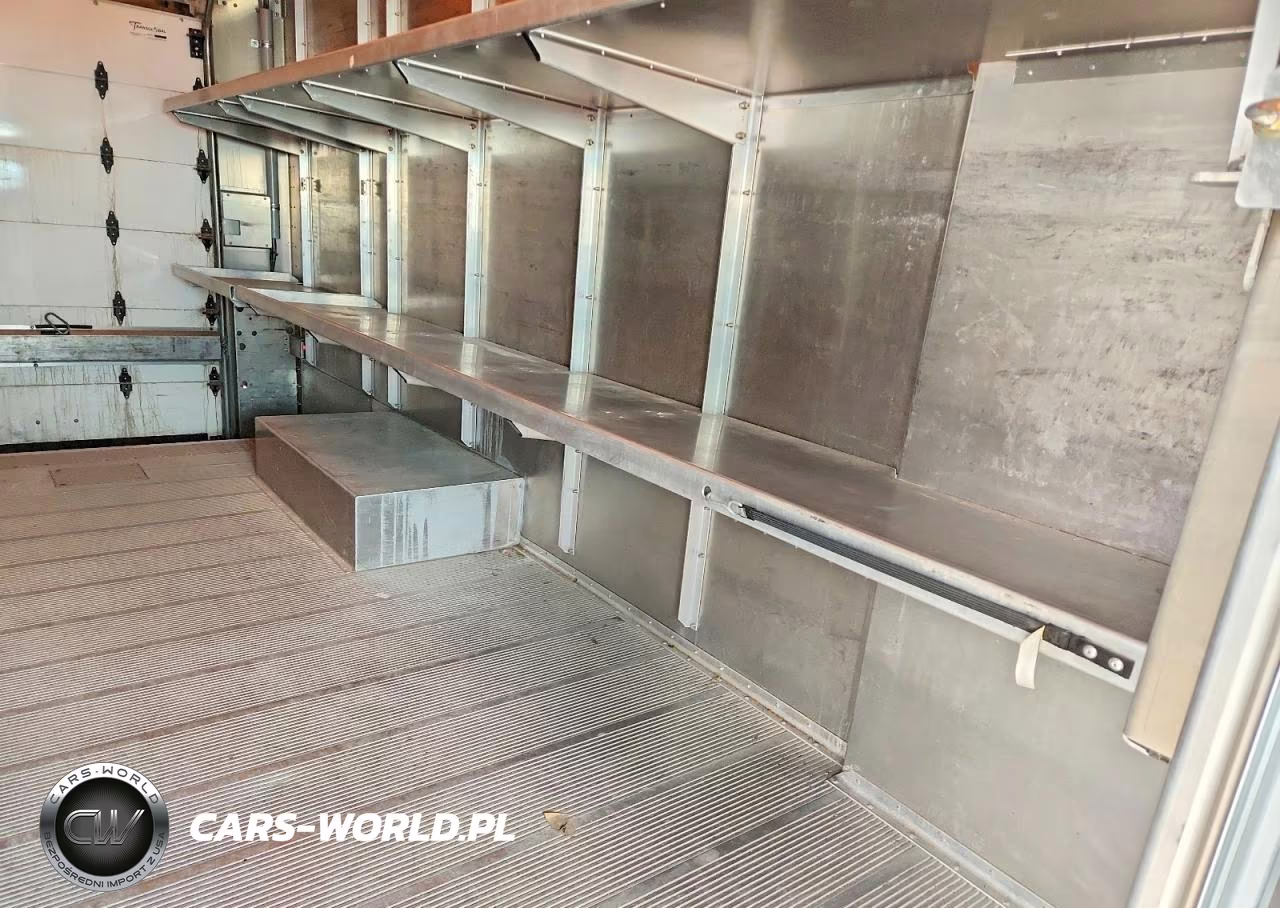 2020 Freightliner Chassis M Line Walk-In Van VIN:4UZAC2EA9LCMH7674 - 10