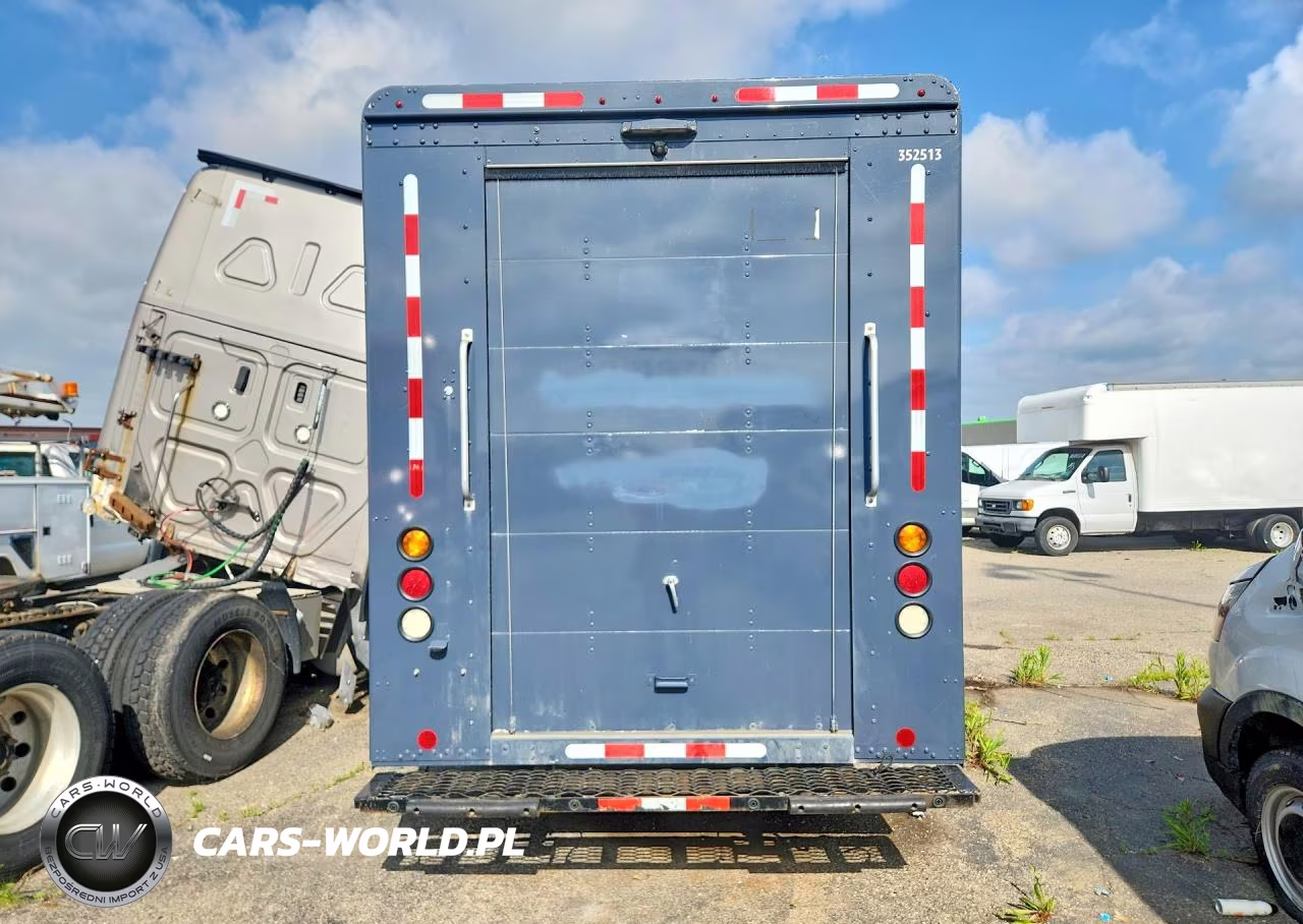 2020 Freightliner Chassis M Line Walk-In Van VIN:4UZAC2EA9LCMH7674 - 6