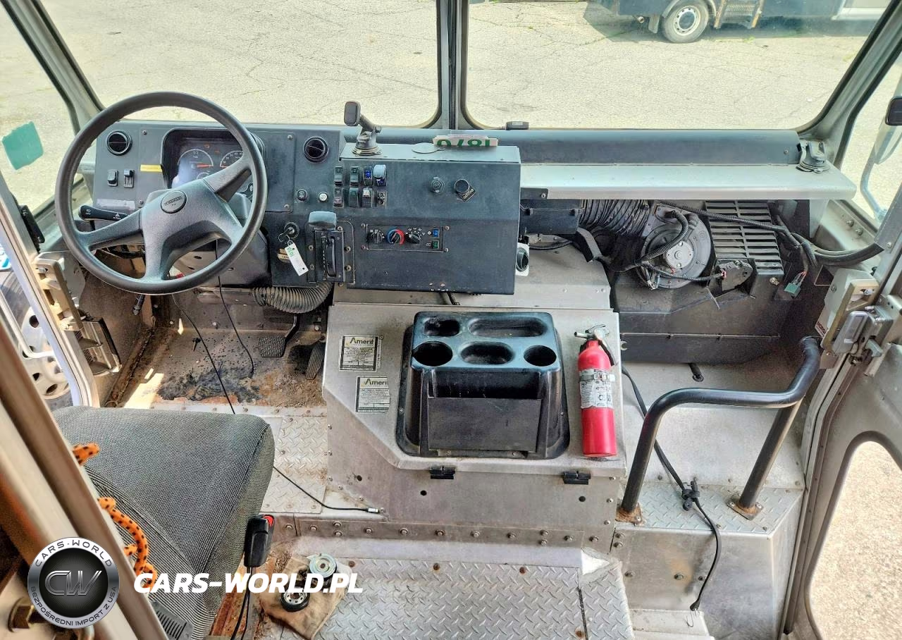 2020 Freightliner Chassis M Line Walk-In Van VIN:4UZAC2EA9LCMH7674 - 8