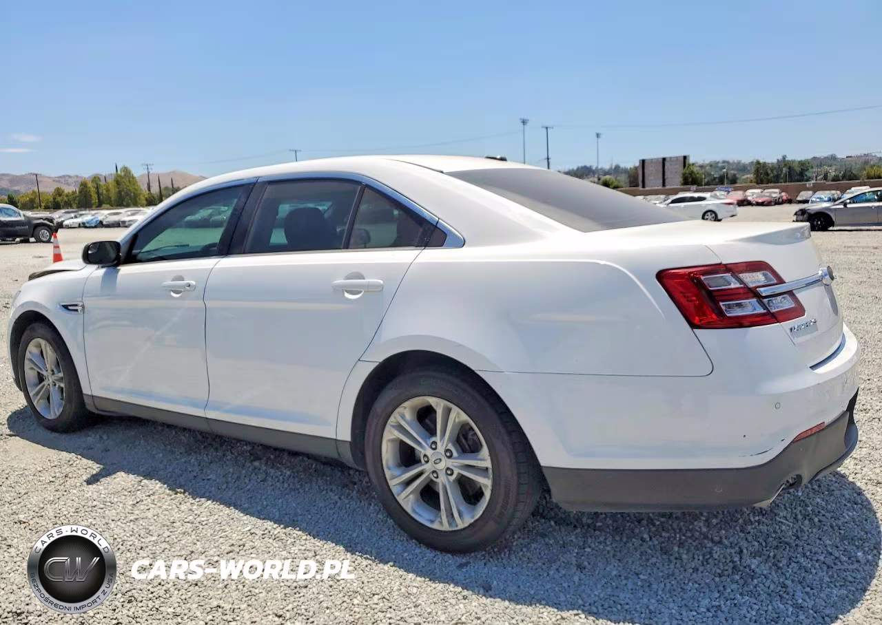 2016 Ford Taurus Sel VIN:1FAHP2E86GG144703 - 2