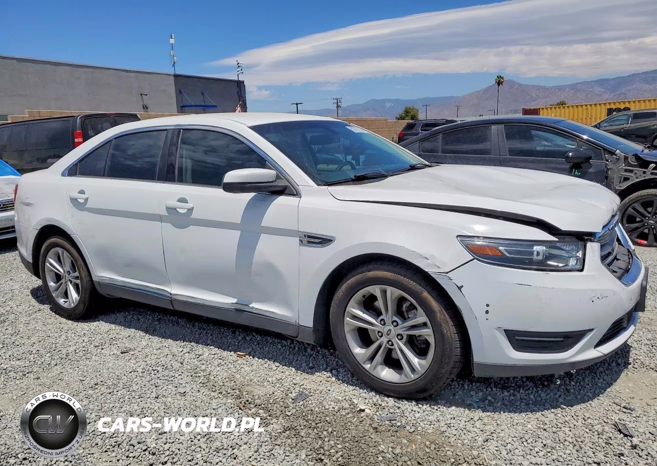 2016 Ford Taurus Sel VIN:1FAHP2E86GG144703 - 4