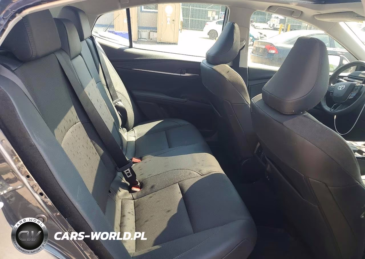 2025 Toyota Camry Xle VIN:4T1DBADK3SU035278 - 10