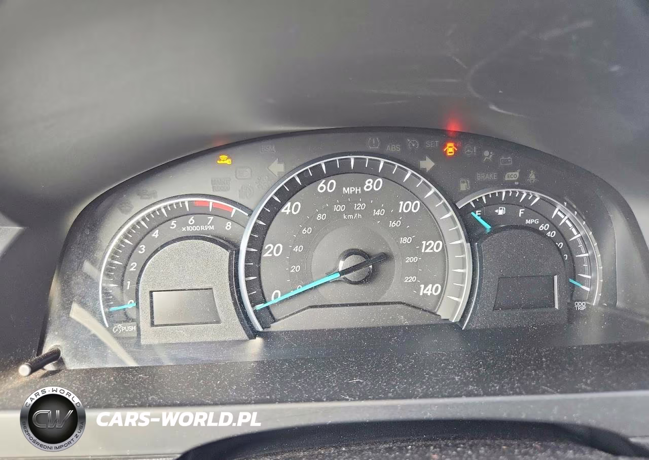 2013 Toyota Camry Xle VIN:4T4BF1FK9DR326255 - 9