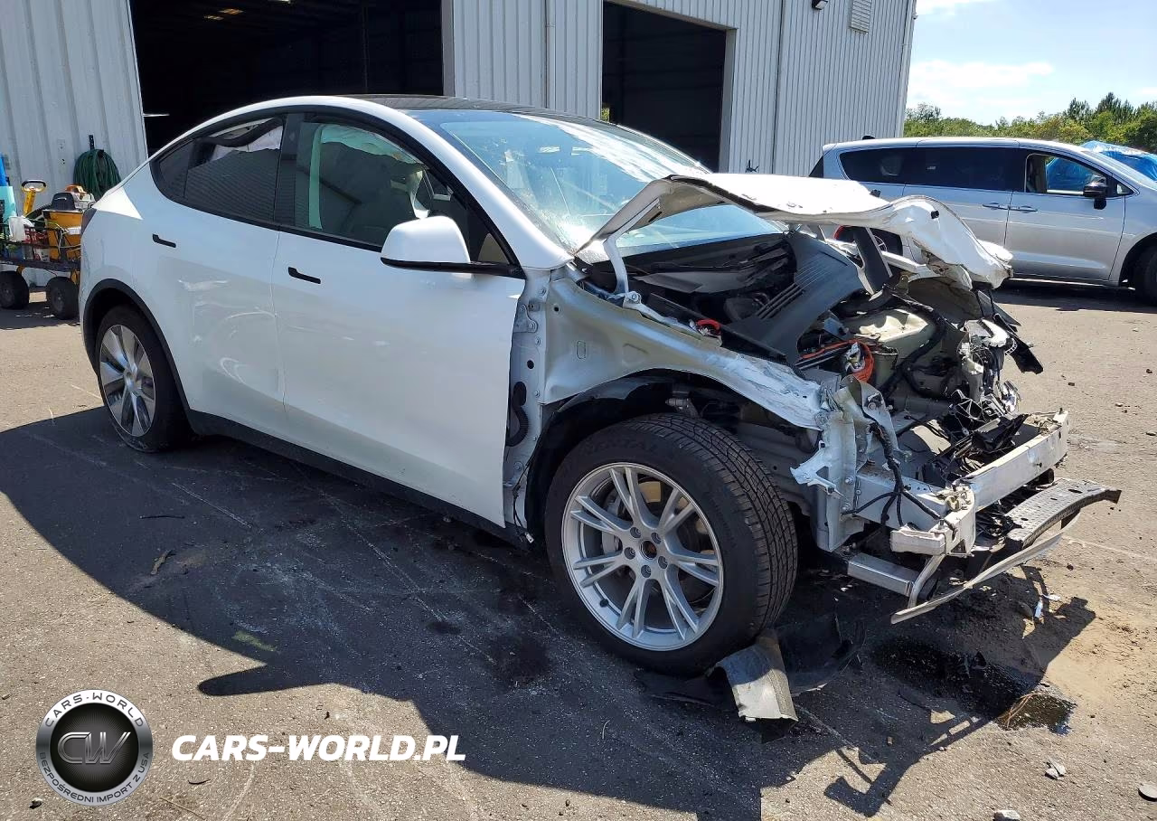 2021 Tesla Model Y VIN:5YJYGDEE0MF086198 - 4