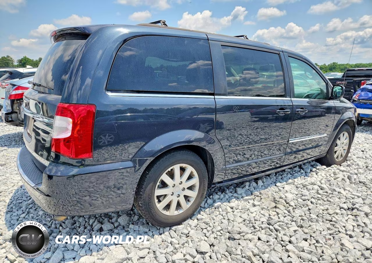 2014 Chrysler Town & Country Touring VIN:2C4RC1BG8ER268967 - 3