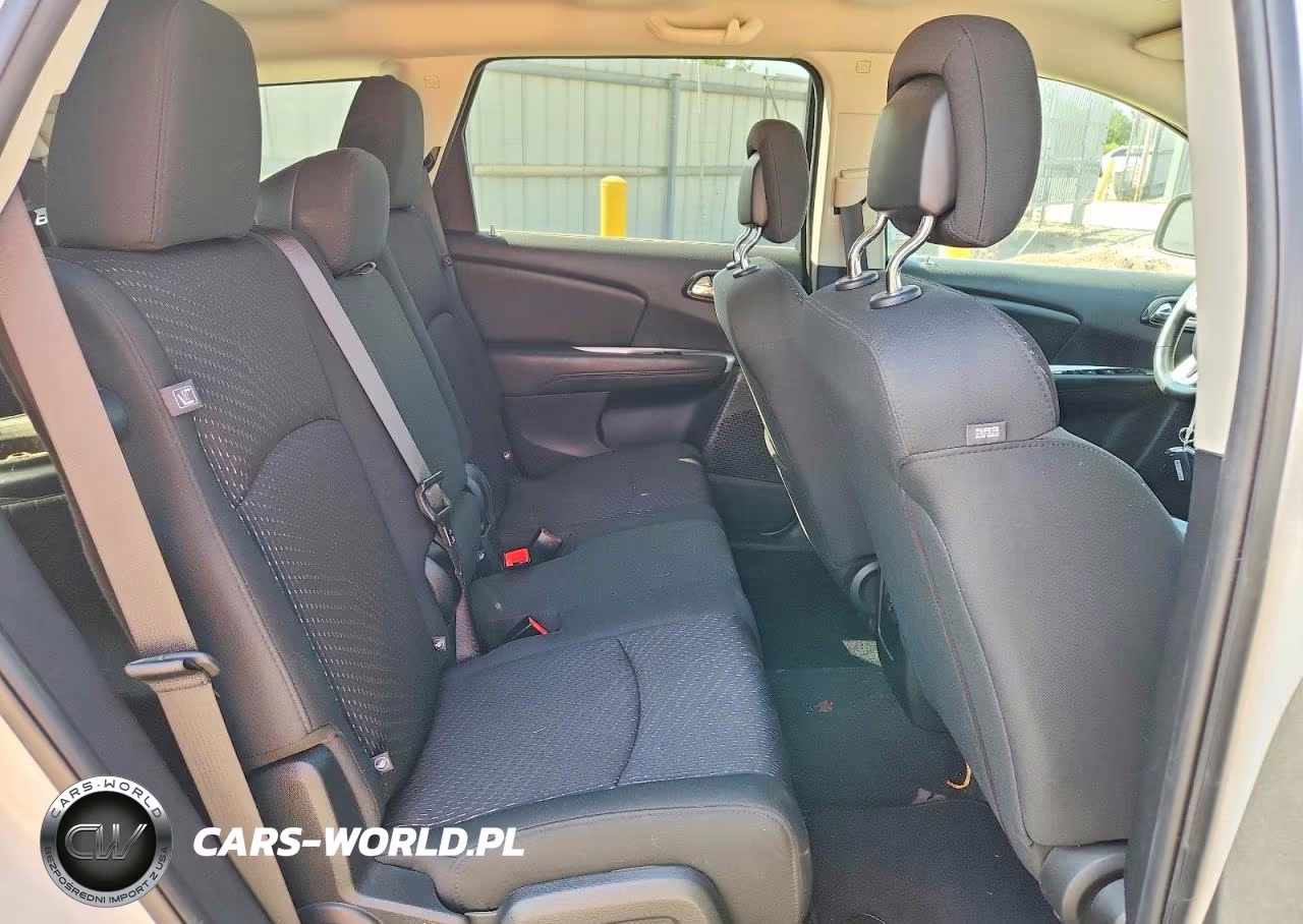 2018 Dodge Journey Se VIN:3C4PDCAB4JT510215 - 10