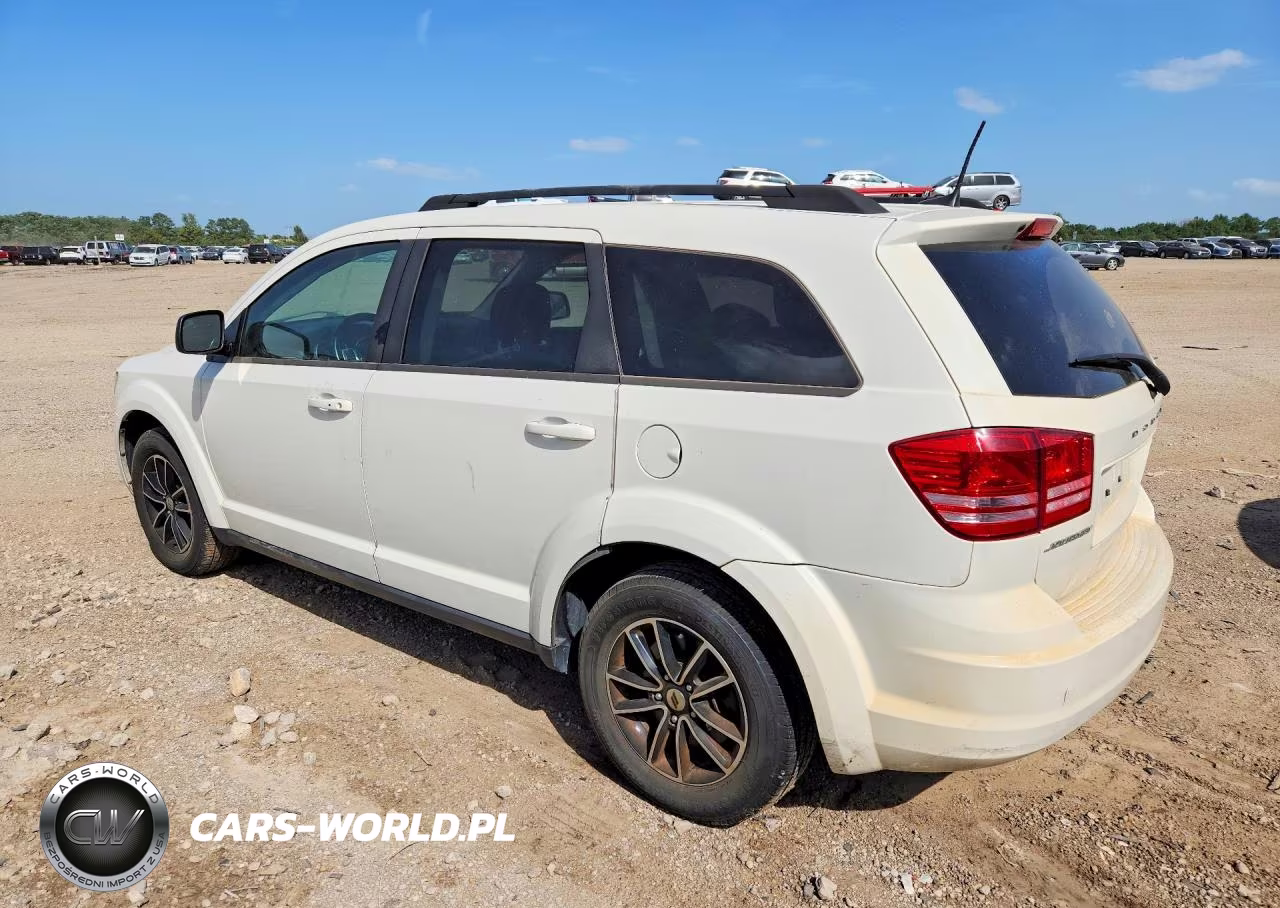 2018 Dodge Journey Se VIN:3C4PDCAB4JT510215 - 2