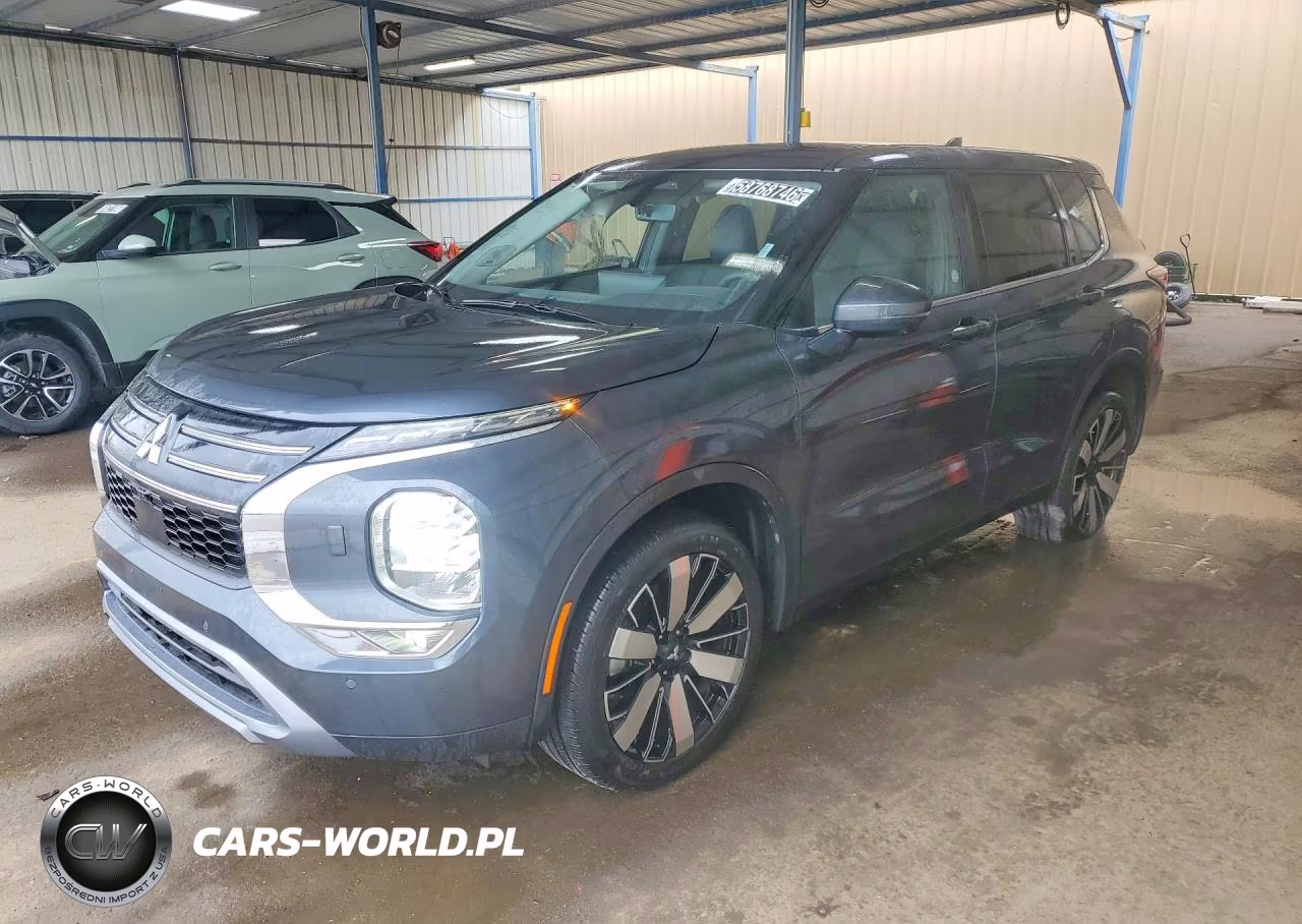 2025 Mitsubishi Outlander Se – zdjęcie 1 z 13