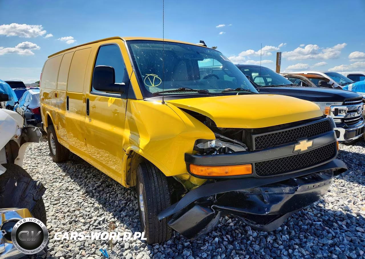 2024 Chevrolet Express G2500 VIN:1GCWGAFP4R1182020 - 4