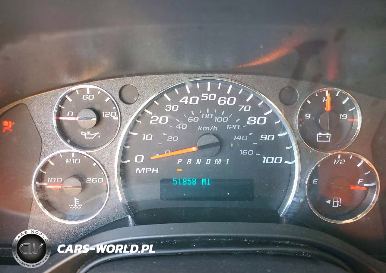 2024 Chevrolet Express G2500 VIN:1GCWGAFP4R1182020 - 9
