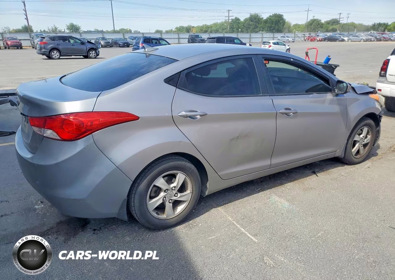 2013 Hyundai Elantra Gls VIN:KMHDH4AE5DU942633 - 3