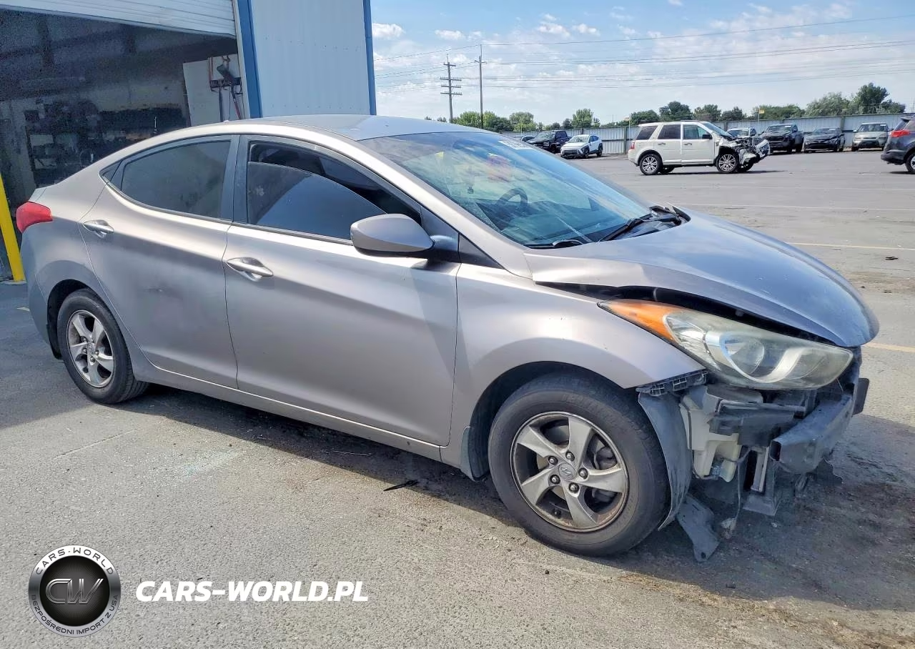 2013 Hyundai Elantra Gls VIN:KMHDH4AE5DU942633 - 4
