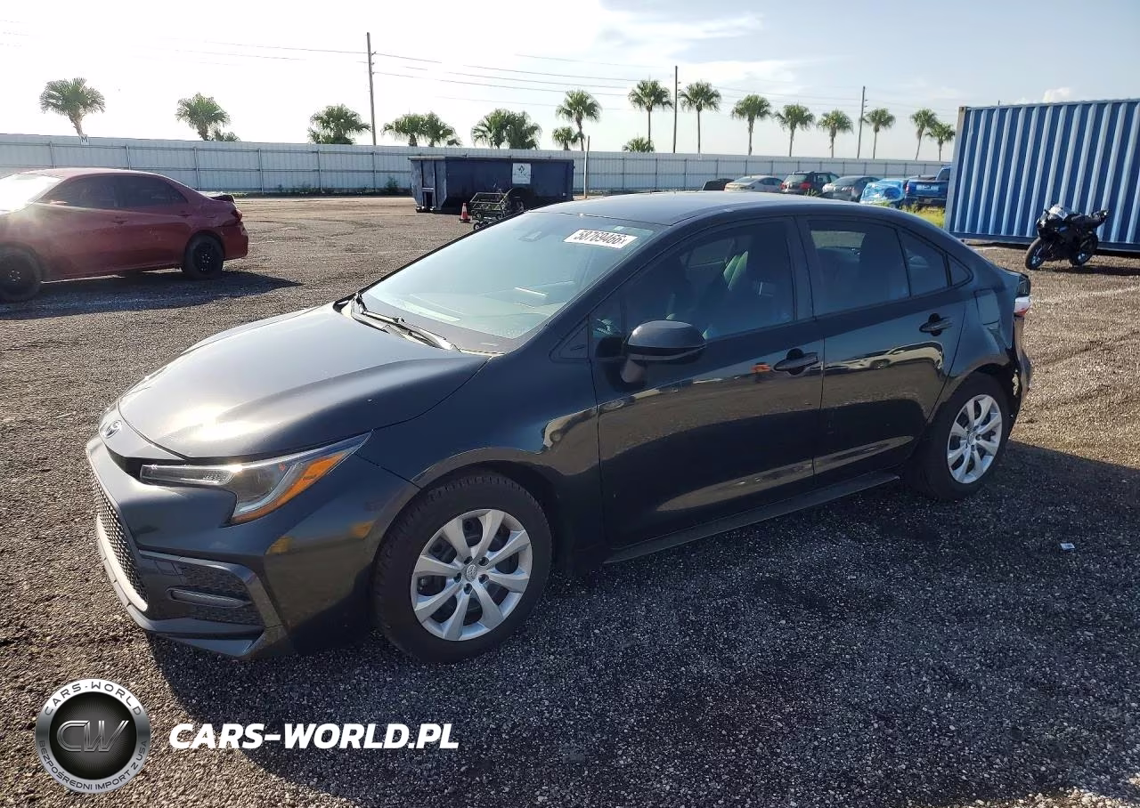 2022 Toyota Corolla Le – zdjęcie 1 z 13