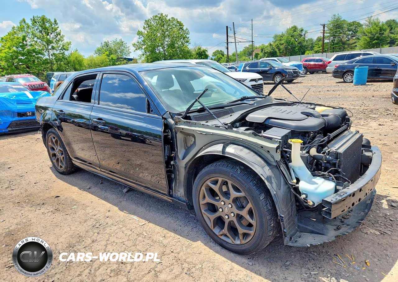 2017 Chrysler 300 S VIN:2C3CCAGGXHH506962 - 4