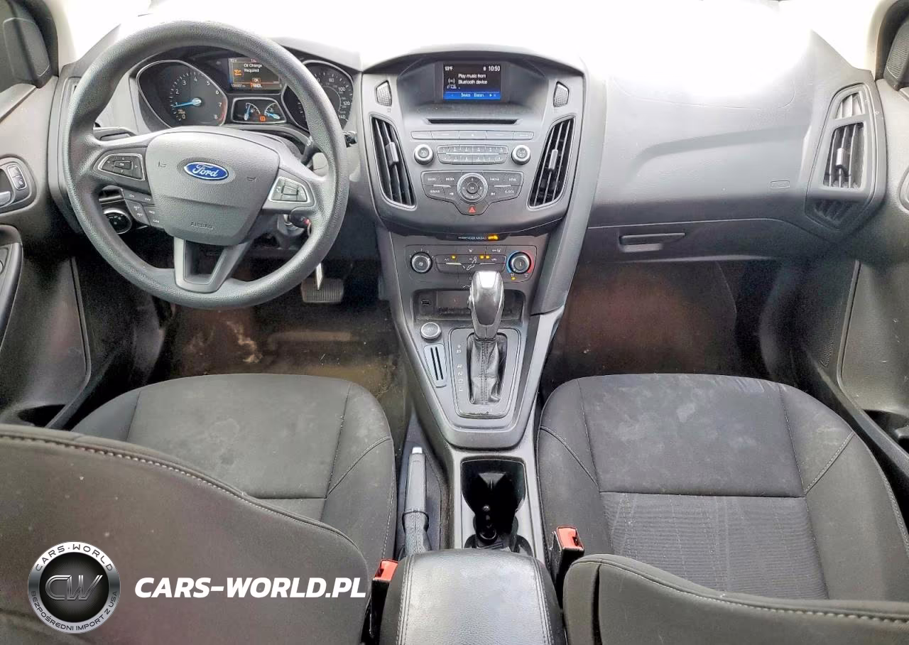 2016 Ford Focus Se VIN:1FADP3K27GL319617 - 8